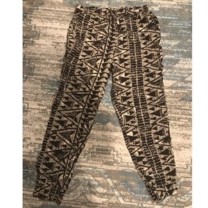 Patterned joggers